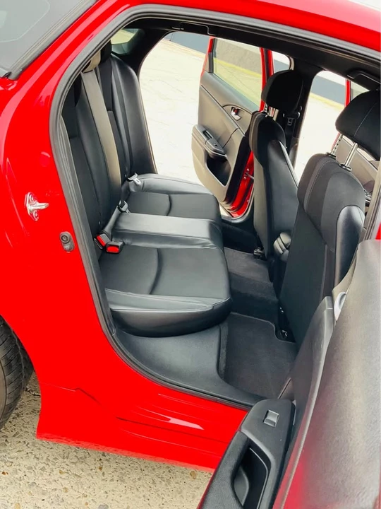 2020 Honda Civic 10th Gen - Image 15 of 18