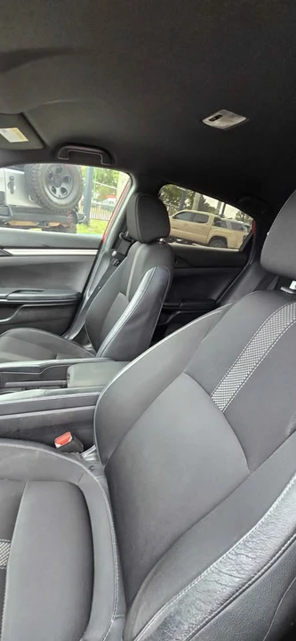 2020 Honda Civic 10th Gen - Image 8 of 10