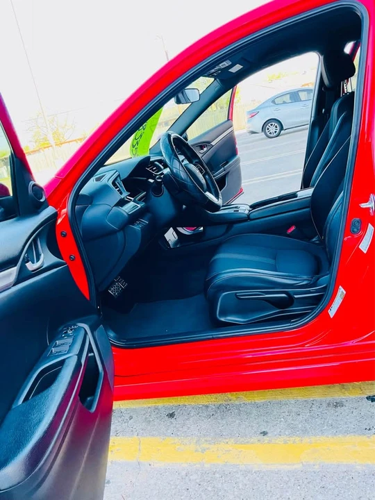 2020 Honda Civic 10th Gen - Image 12 of 16