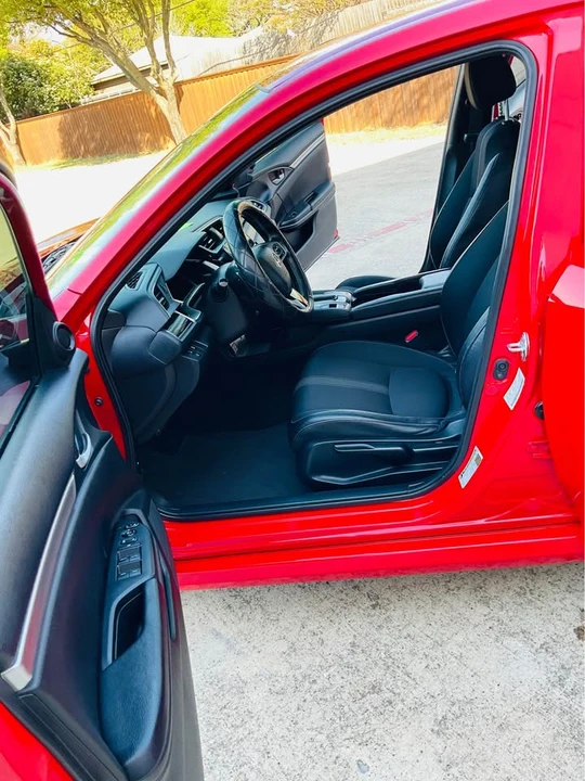 2020 Honda Civic 10th Gen - Image 17 of 18