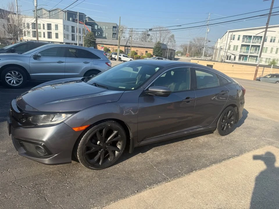 2020 Honda Civic 10th Gen - Image 2 of 12