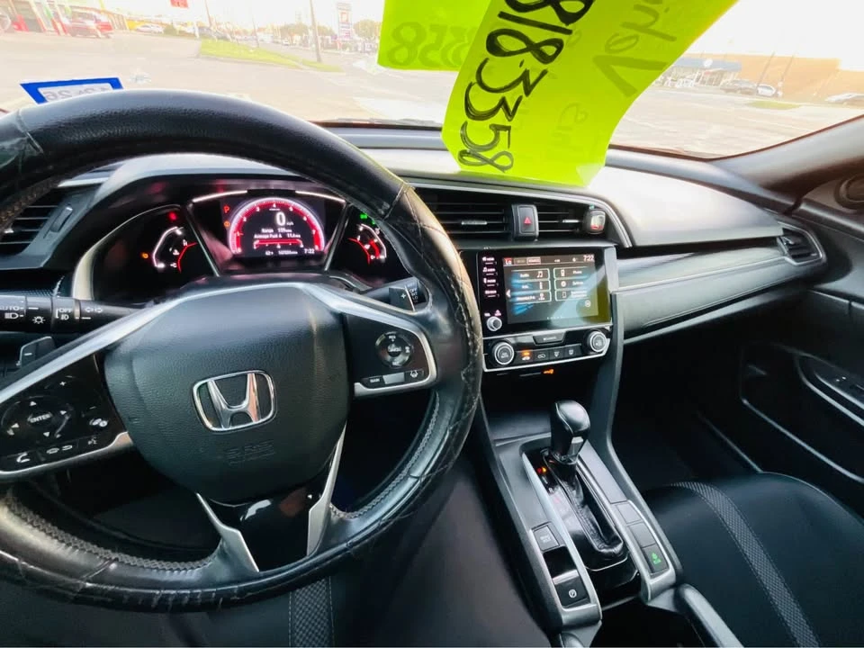 2020 Honda Civic 10th Gen - Image 13 of 18