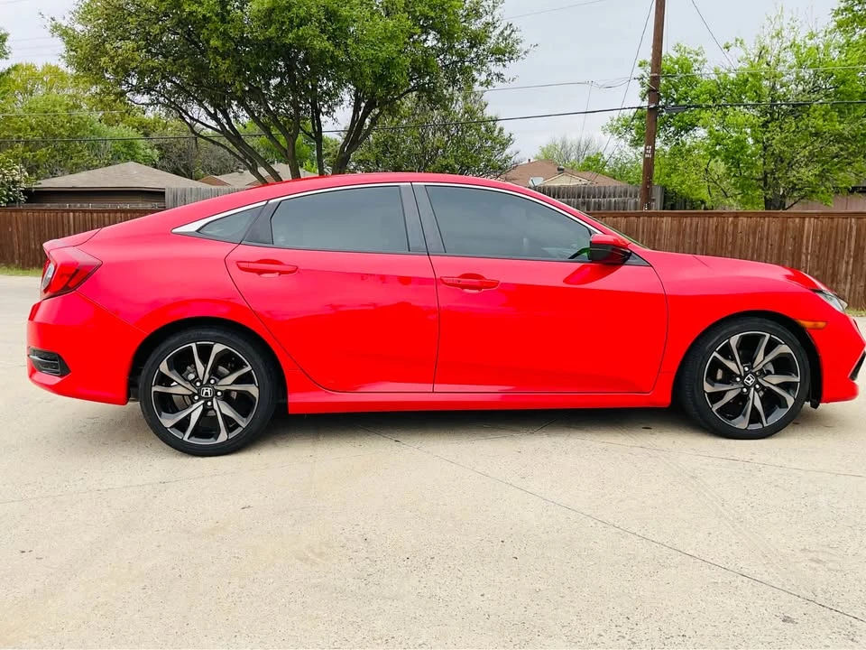 2020 Honda Civic 10th Gen - Image 9 of 16