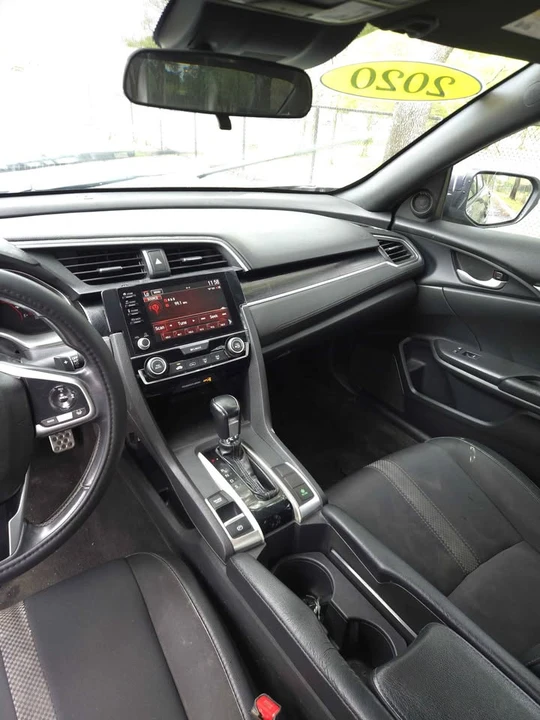 2020 Honda Civic 10th Gen - Image 10 of 15