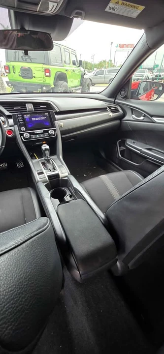 2020 Honda Civic 10th Gen - Image 9 of 10