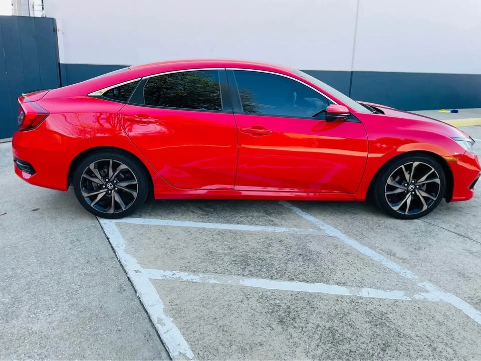 2020 Honda Civic 10th Gen - Image 4 of 16