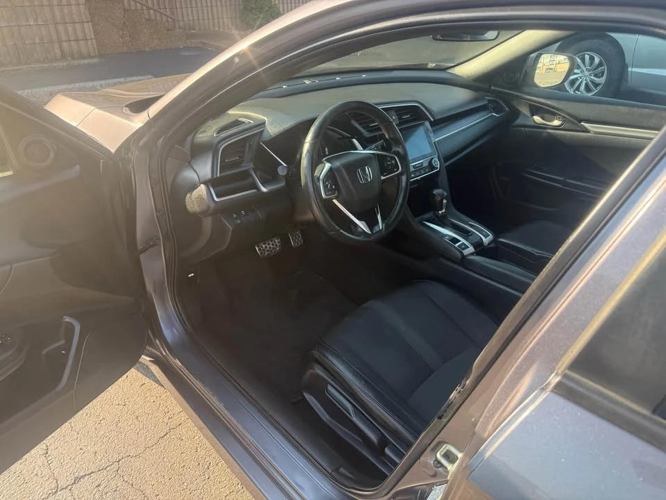 2020 Honda Civic 10th Gen - Image 6 of 12