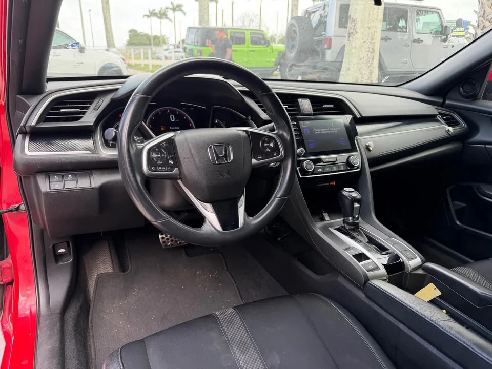 2020 Honda Civic 10th Gen - Image 5 of 7