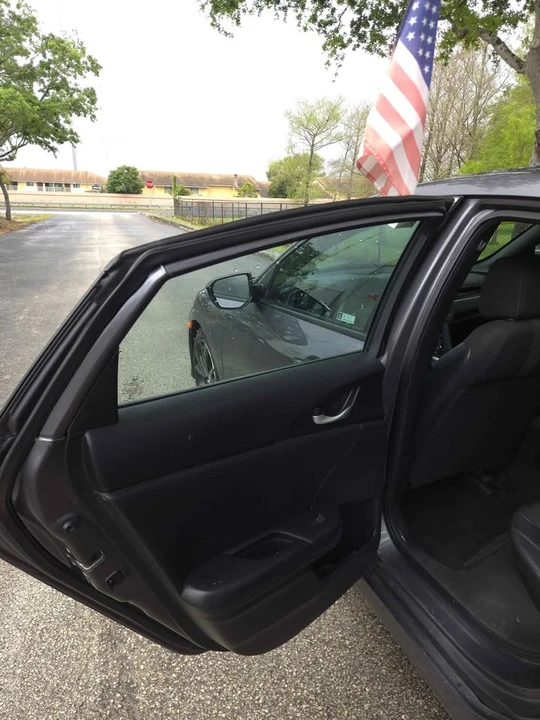 2020 Honda Civic 10th Gen - Image 12 of 15