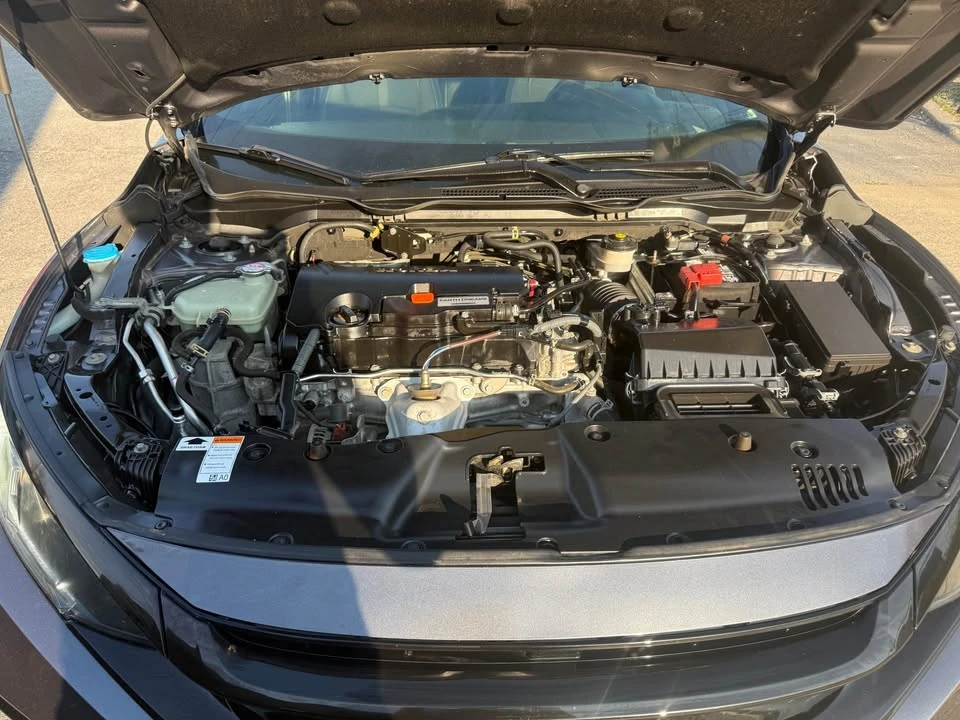 2020 Honda Civic 10th Gen - Image 9 of 12