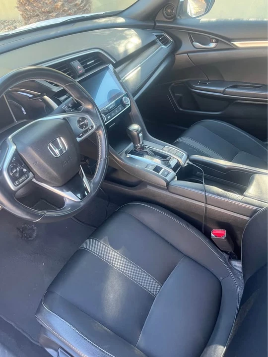 2020 Honda Civic 10th Gen - Image 9 of 10