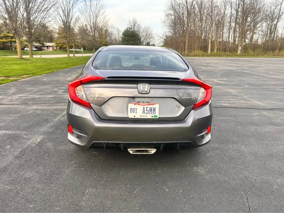 2020 Honda Civic 10th Gen - Image 6 of 10