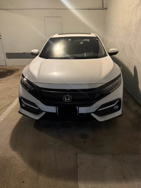 2020 Honda Civic 10th Gen - Image 2 of 3