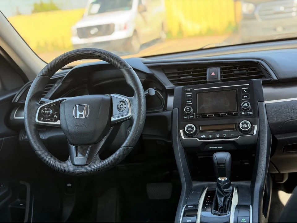 2020 Honda Civic 10th Gen - Image 11 of 14