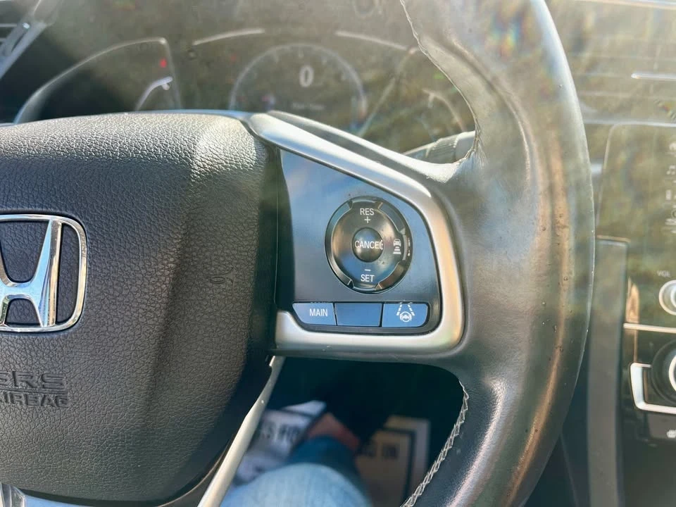 2020 Honda Civic 10th Gen - Image 12 of 17