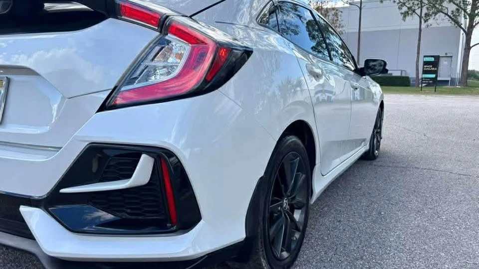 2020 Honda Civic 10th Gen - Image 8 of 16