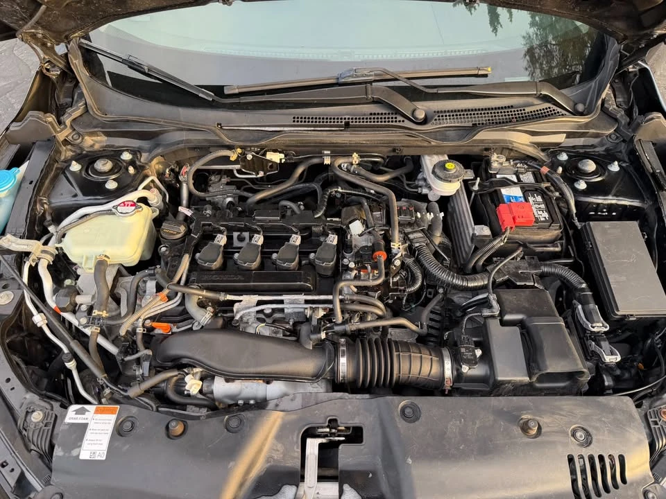2020 Honda Civic 10th Gen - Image 2 of 20