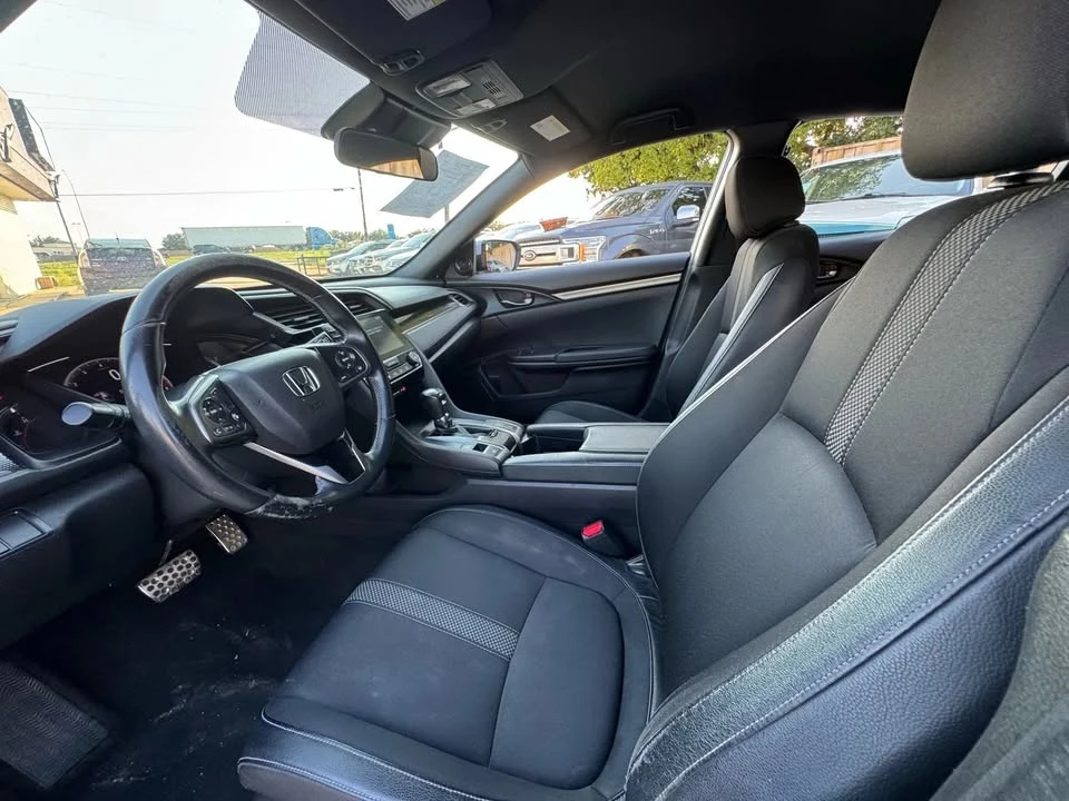 2020 Honda Civic 10th Gen - Image 5 of 15