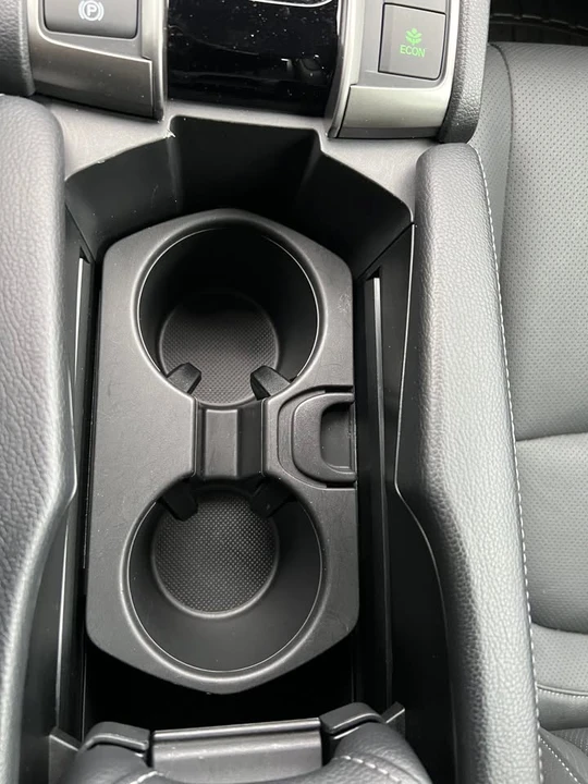 2020 Honda Civic 10th Gen - Image 9 of 18