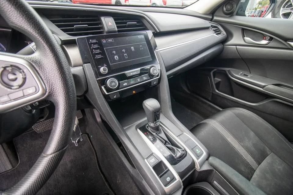 2020 Honda Civic 10th Gen - Image 5 of 10