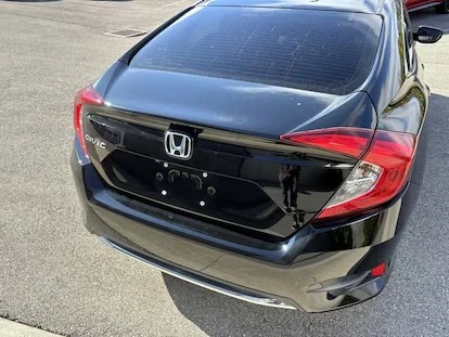 2020 Honda Civic 10th Gen - Image 9 of 17