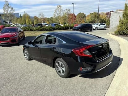 2020 Honda Civic 10th Gen - Image 5 of 17