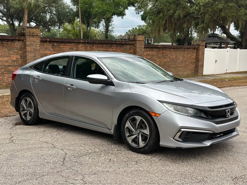 2020 Honda Civic 10th Gen - Image 5 of 15