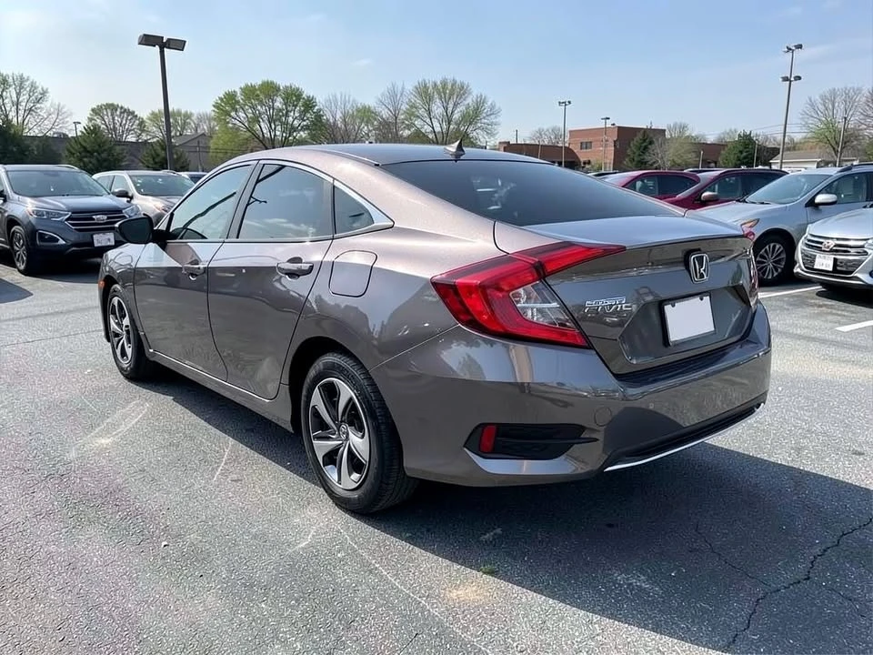 2020 Honda Civic 10th Gen - Image 5 of 20