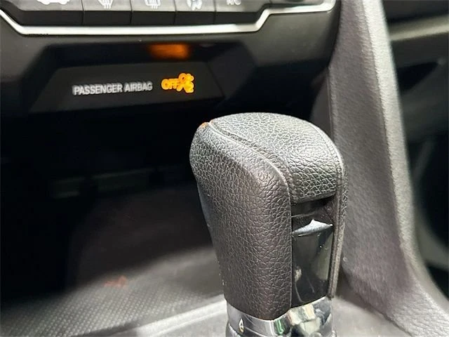 2020 Honda Civic 10th Gen - Image 17 of 19