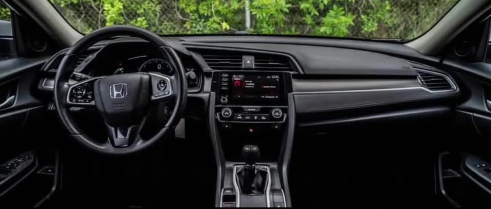 2020 Honda Civic 10th Gen - Image 4 of 9