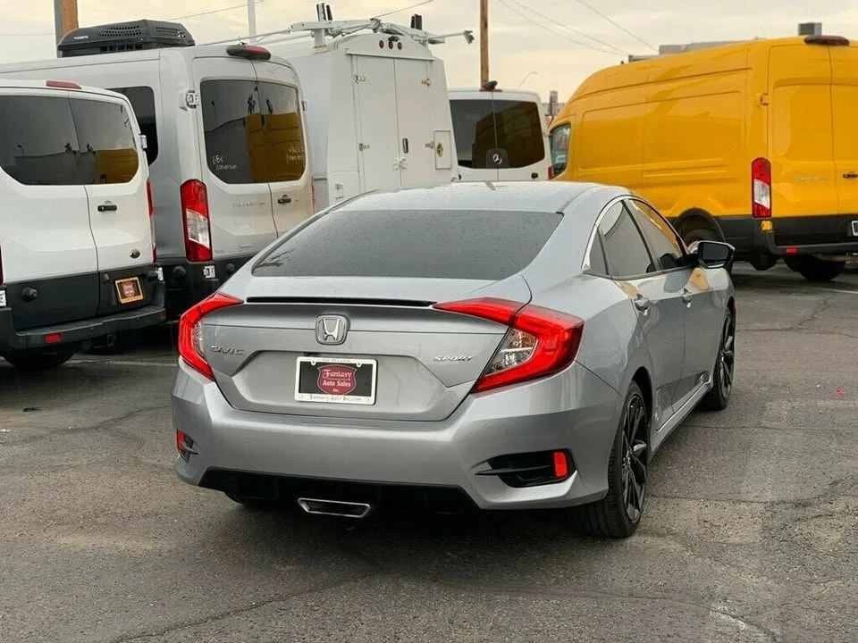 2020 Honda Civic 10th Gen - Image 9 of 20