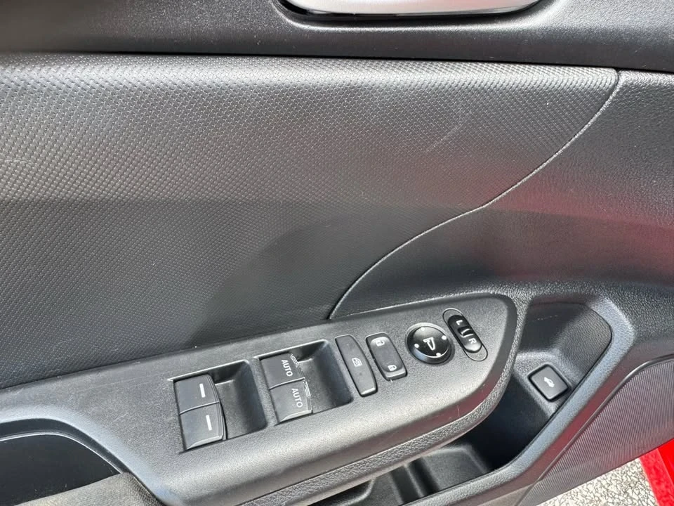 2020 Honda Civic 10th Gen - Image 16 of 20
