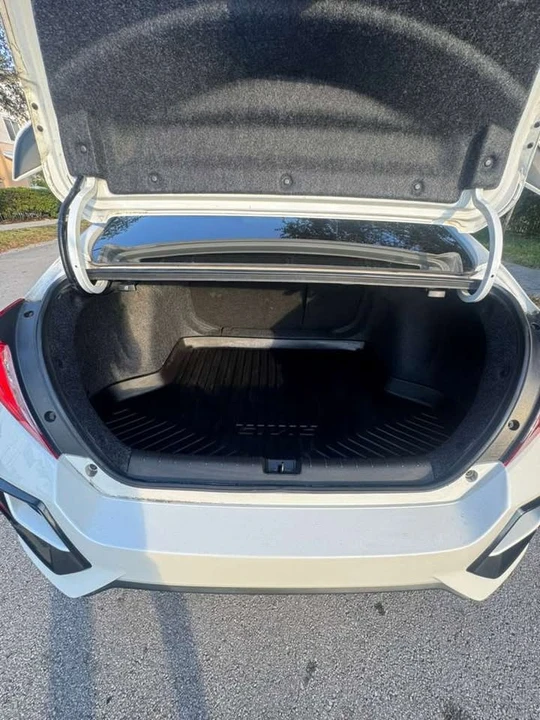 2020 Honda Civic Si 10th Gen - Image 10 of 12