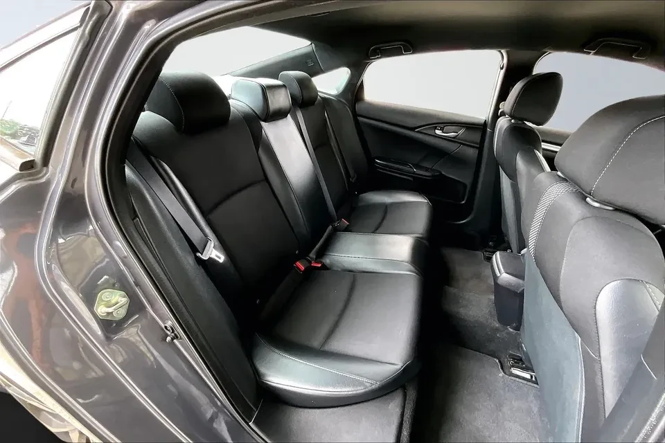 2020 Honda Civic 10th Gen - Image 7 of 15