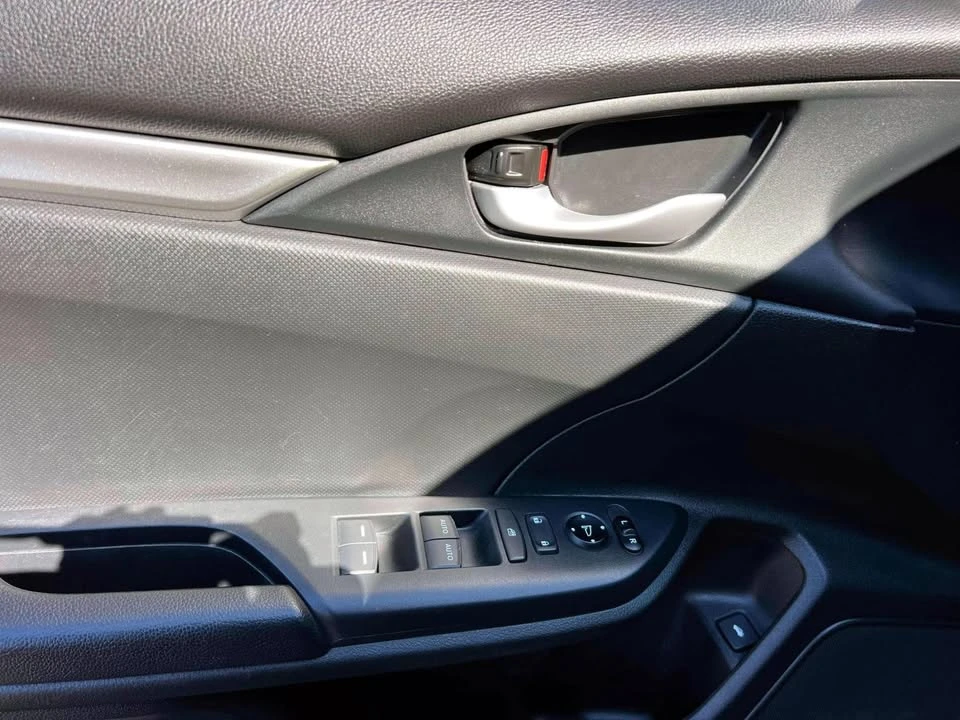 2020 Honda Civic 10th Gen - Image 13 of 20