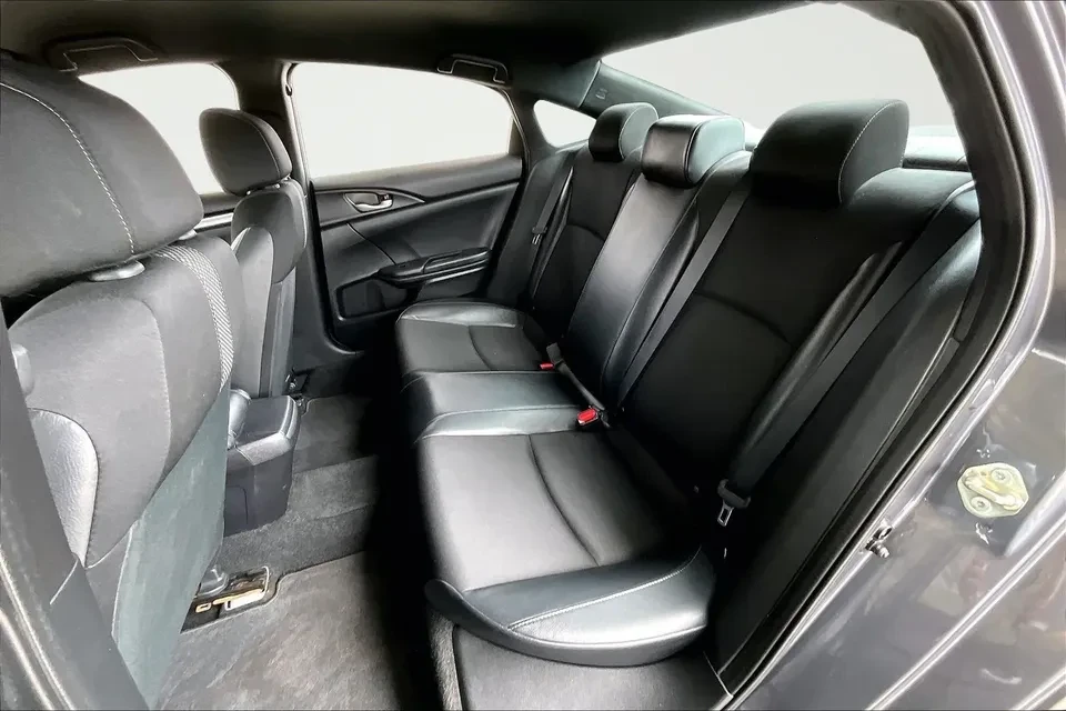 2020 Honda Civic 10th Gen - Image 6 of 15