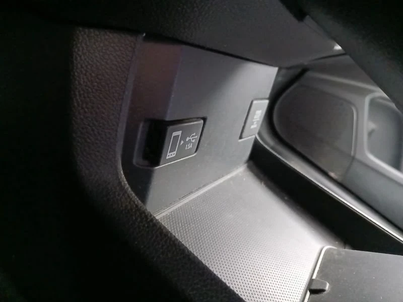 2020 Honda Civic 10th Gen - Image 14 of 20