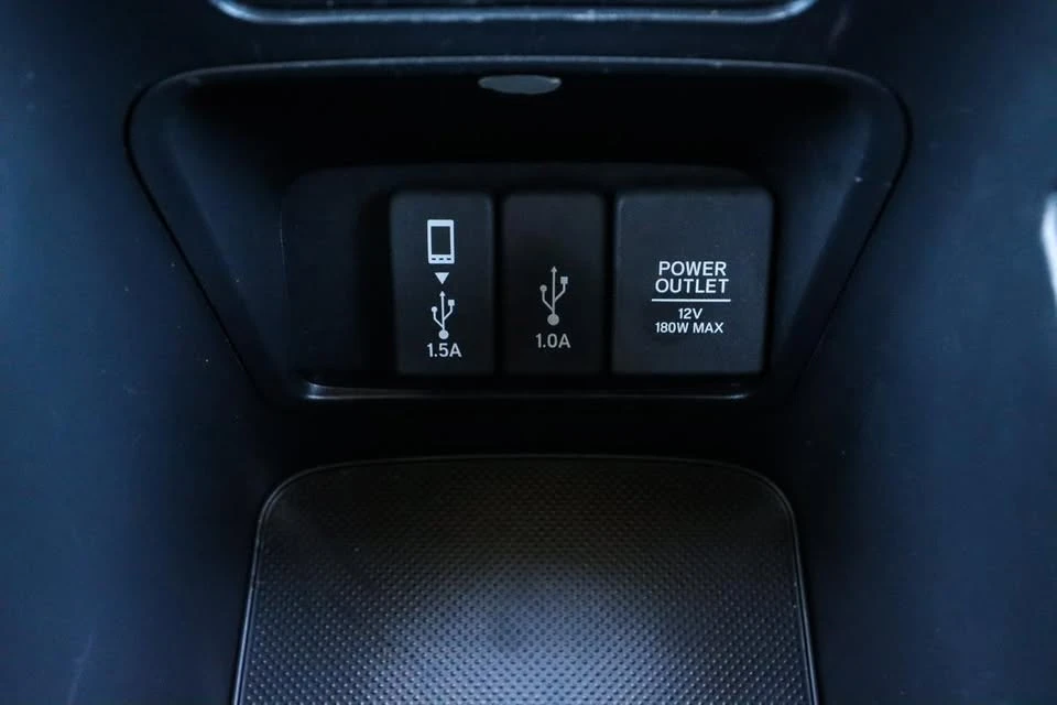 2020 Honda CR-V 5th Gen - Image 12 of 20
