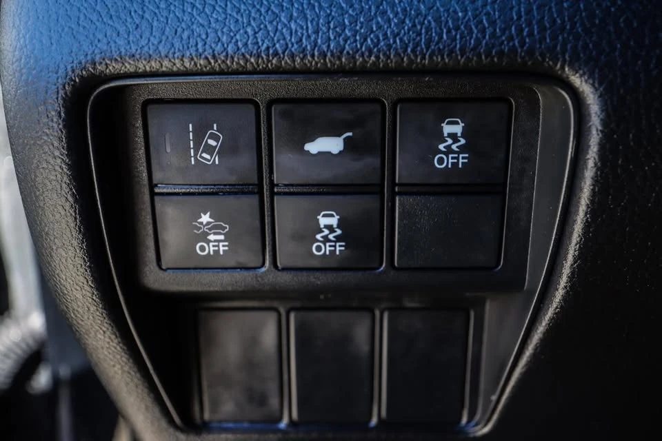 2020 Honda CR-V 5th Gen - Image 13 of 20
