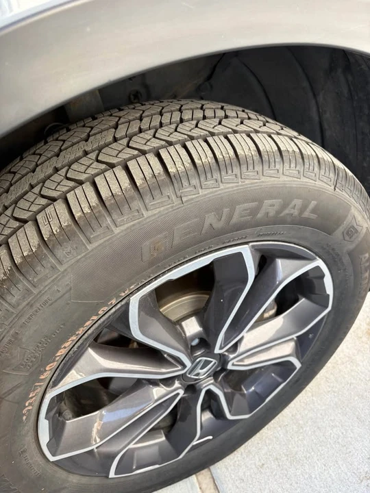 2020 Honda CR-V 5th Gen - Image 5 of 9