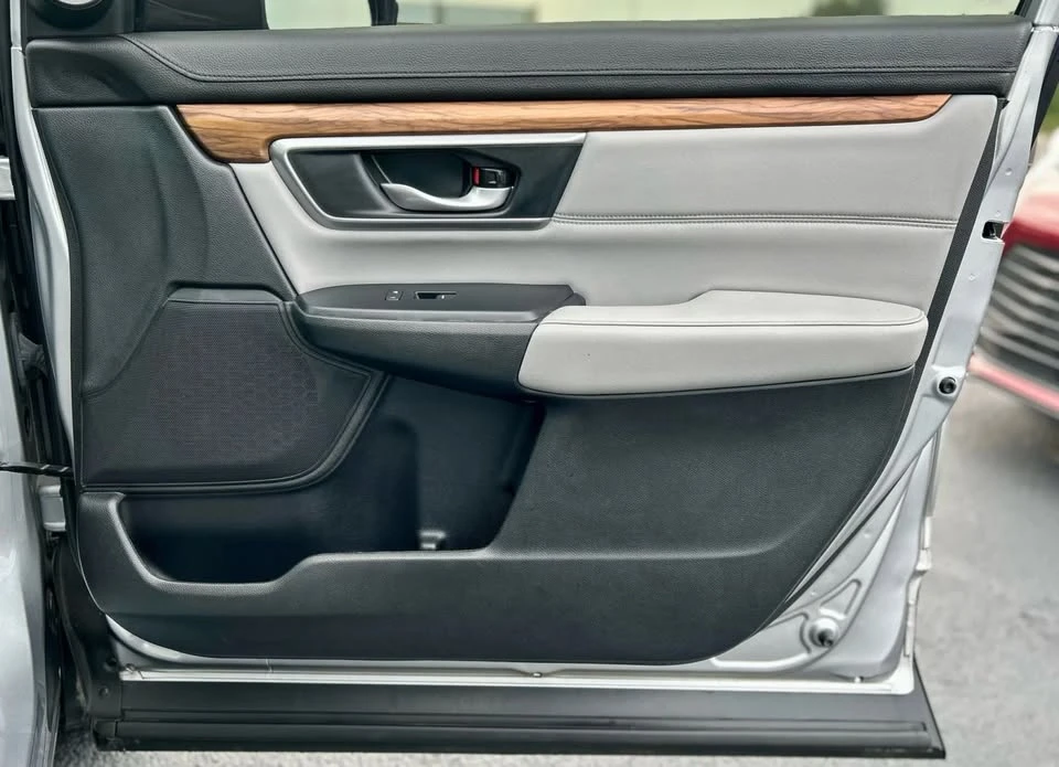 2020 Honda CR-V 5th Gen - Image 17 of 19