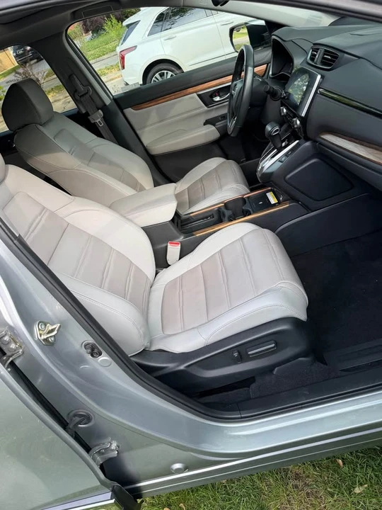 2020 Honda CR-V 5th Gen - Image 10 of 19