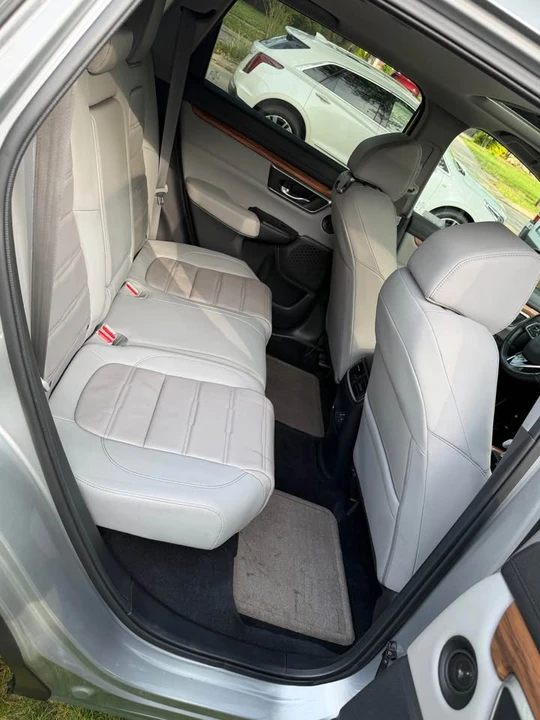 2020 Honda CR-V 5th Gen - Image 11 of 19
