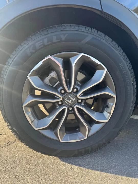 2020 Honda CR-V 5th Gen - Image 10 of 17