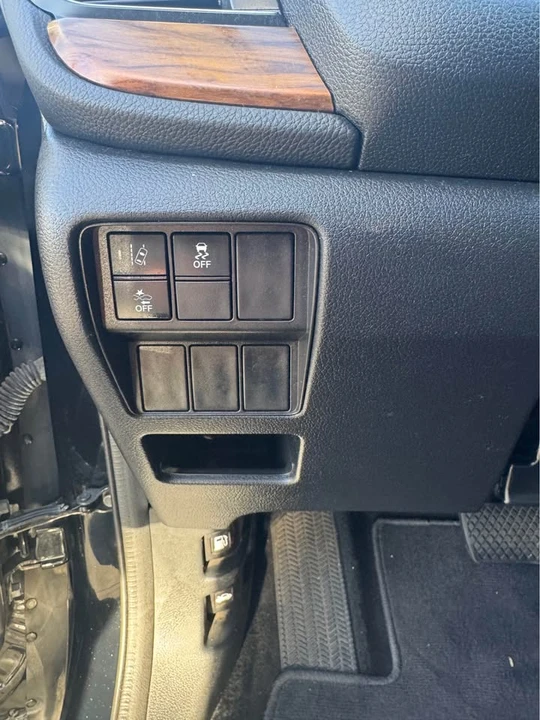 2020 Honda CR-V 5th Gen - Image 7 of 17