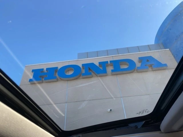 2020 Honda CR-V 5th Gen - Image 11 of 14
