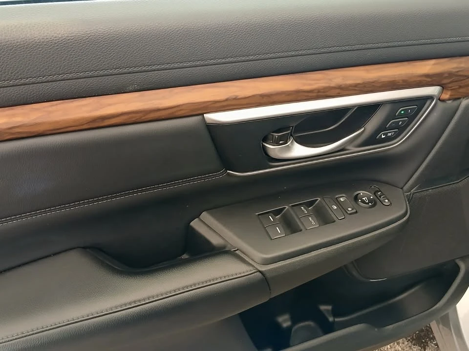2020 Honda CR-V 5th Gen - Image 10 of 20
