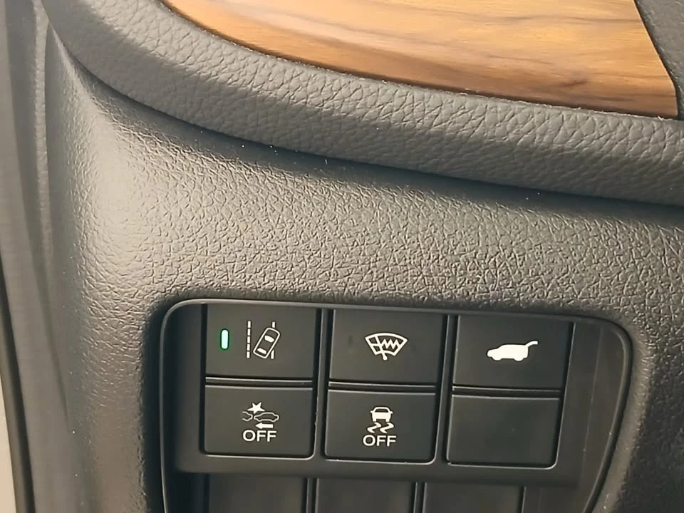 2020 Honda CR-V 5th Gen - Image 16 of 20