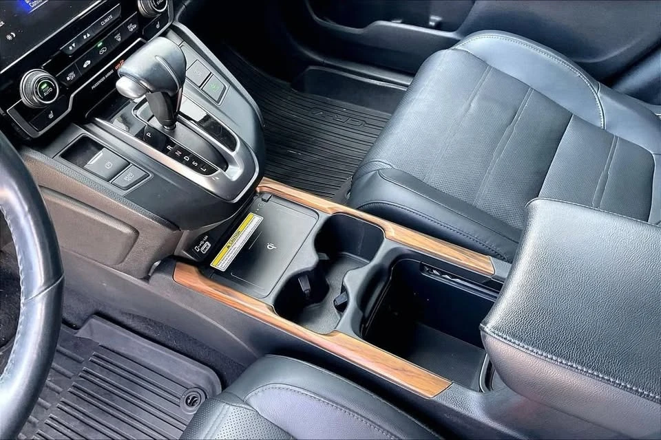 2020 Honda CR-V 5th Gen - Image 17 of 20