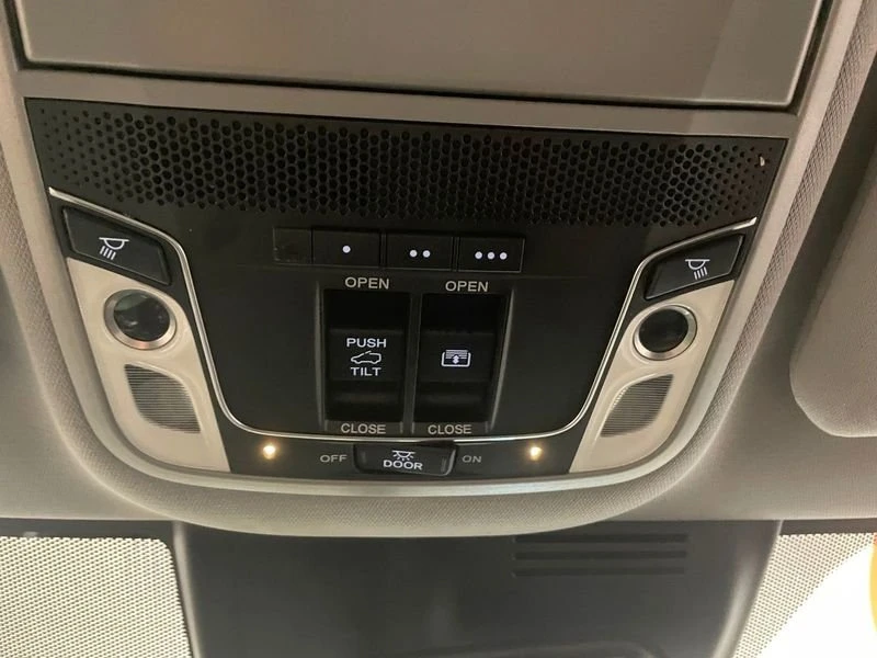 2020 Honda CR-V 5th Gen - Image 15 of 19